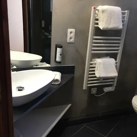 Le Fangassier Hotel 2*