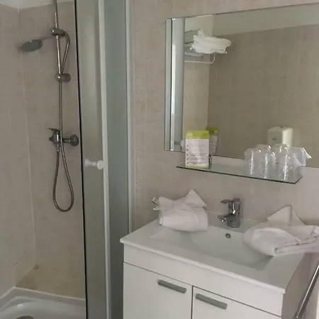 Le Fangassier Hotel 2*